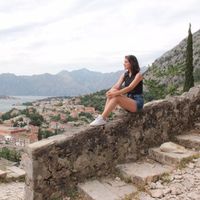 Cansu Dagbagli's Photo