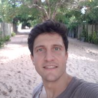 Nicolas Lauzet的照片