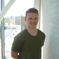 Aksel  Bang的照片