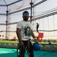 Samrat  Kapur的照片