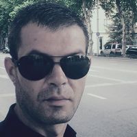 Robert Akopov的照片