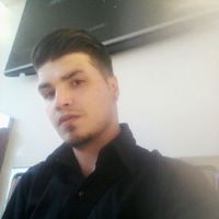 Hossein Piruze的照片