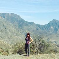 itzel  escamilla's Photo