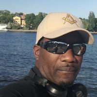 Roland  Estobar's Photo