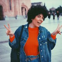 Fotos de Athena Safargar