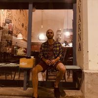 Firat Emre Met的照片