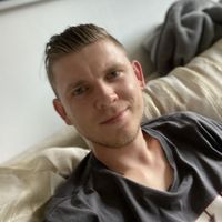 Daniel Kira的照片