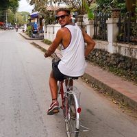 Alex Hollway的照片