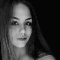 Yelyzaveta Medviedieva的照片