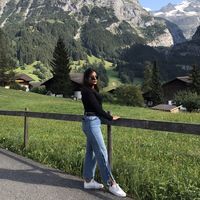 maheen anis的照片