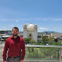 Manuel Gomez的照片