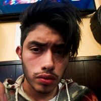 Andres Betancourt的照片