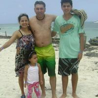 Juan Andres Hurtado Benavides的照片