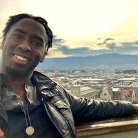 Andreu Honeycutt的照片