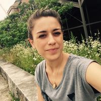 Camille L. Kamz的照片