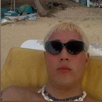 august sebastian's Photo