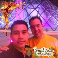 Kris Castillo Lopez的照片