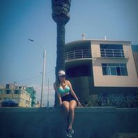 Ariana SRomero的照片