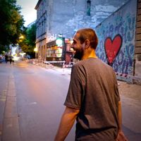 Basil Hararah的照片