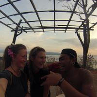 Simone Nguyen的照片