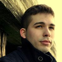 Nikola Mladenovic的照片