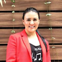 Selene Hernández的照片