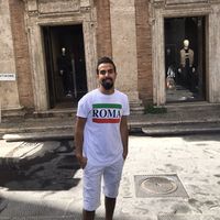 Amro Alqaraa's Photo