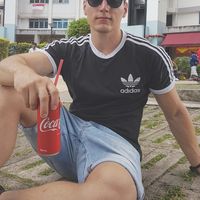 Marcel Brucker的照片