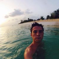 Thibaut Jones的照片