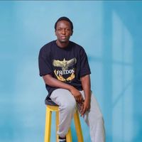 Hillary Oyugi's Photo