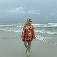 elahe Alikhani的照片