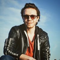 Fotos von Revol Rifai