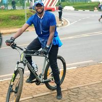 Everest Bahati's Photo