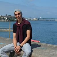 Berke Soylemezoglu的照片