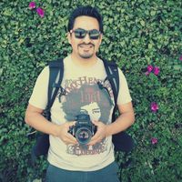 Robert Valencia的照片