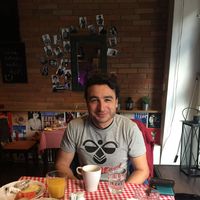 Okan Kerimoglu的照片