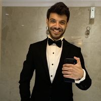 Kyrollos Salib的照片