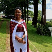 Emmah Tayiana's Photo