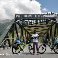 Lakhi Tagger's Photo