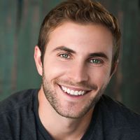 Evan Henderson的照片