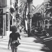 Caroline Surville的照片