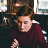 Emma ROBERTS的照片