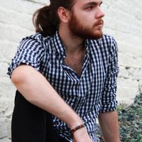 Maximilian Artemev的照片