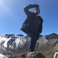 Ismael Nava的照片