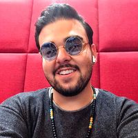 Armin Zamani的照片