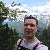 Laszlo Latos的照片