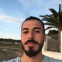 Ömer Faruk Öner的照片