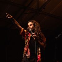 Giuliano Logos的照片