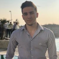 Behlül Gül的照片