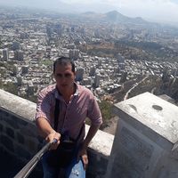 Andres Rojas的照片